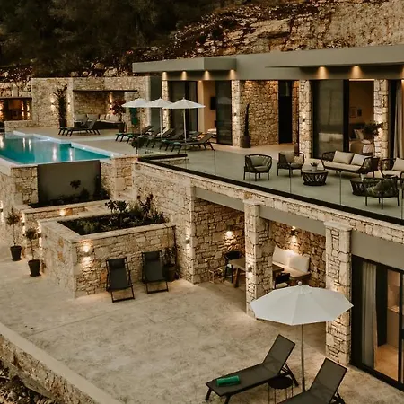 Saphira By Whitedream * Katávolos