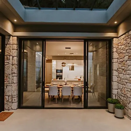 Saphira Villa *