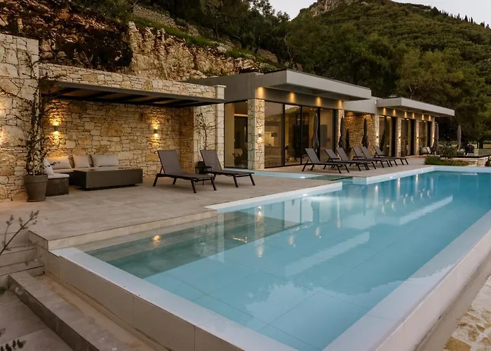 Saphira By Whitedream Katávolos
