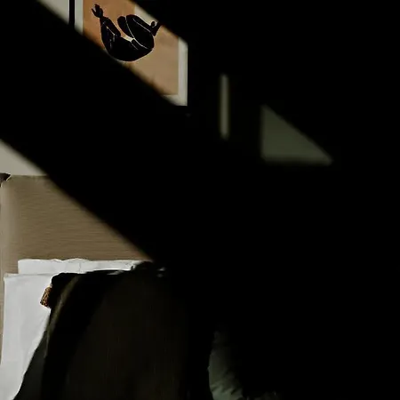 Saphira By Whitedream Willa Katávolos