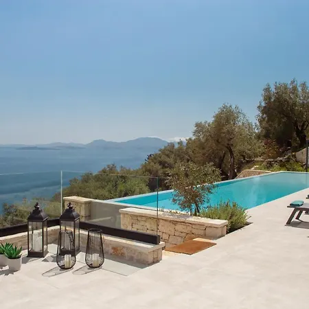 Saphira By Whitedream *